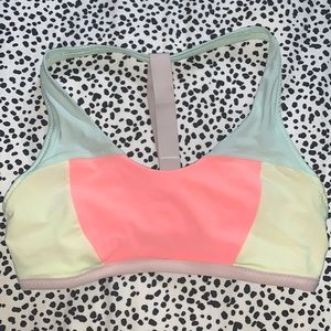 lululemon sports bra